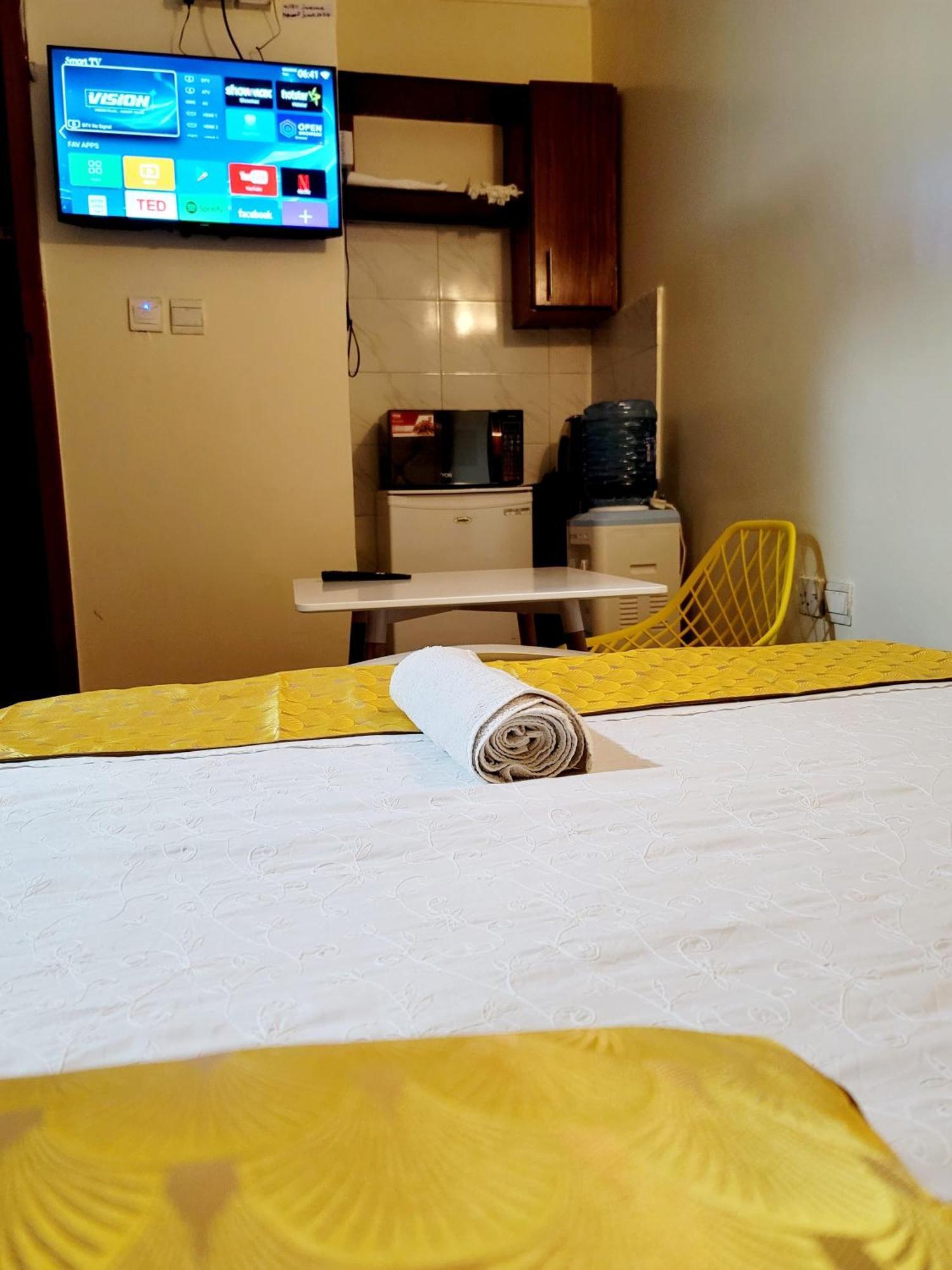 Sunrise Blue Moon B&B Nairobi Dış mekan fotoğraf