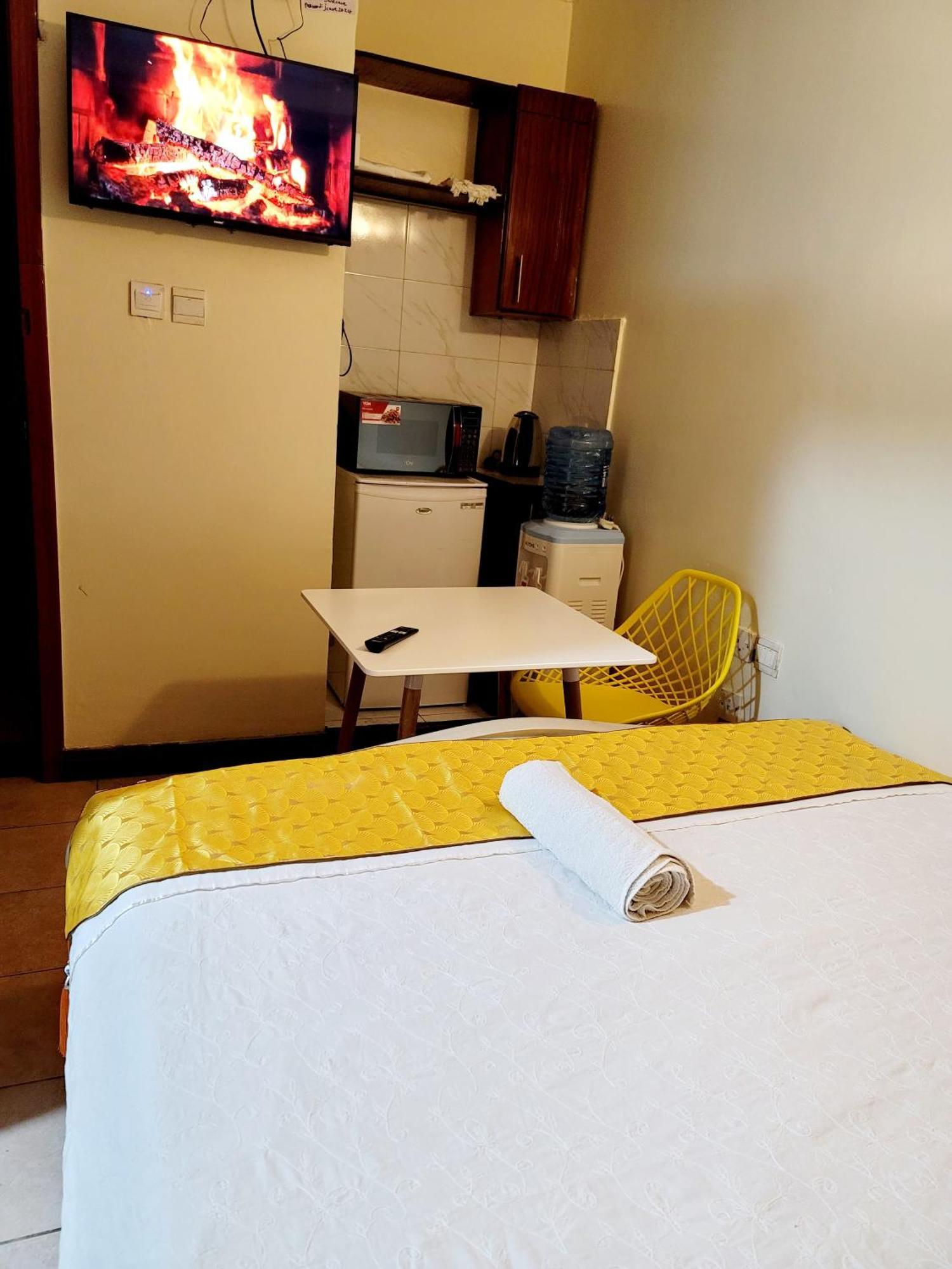 Sunrise Blue Moon B&B Nairobi Dış mekan fotoğraf